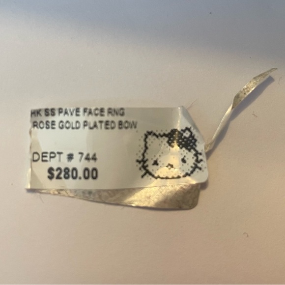 Hello Kitty Ring Size 8 - Picture 4 of 6